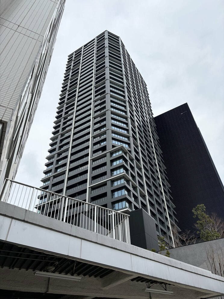 家賃100万超の部屋も…高級賃貸マンションの中野ステーションレジデンス（撮影／集英社オンライン）