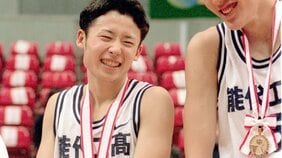 「足は遅い。ジャンプ力もないのになぜ?」”170センチ”の中学生・田臥勇太が練習会で高校生を圧倒。能代工「9冠無敗」の伝説はここから始まった