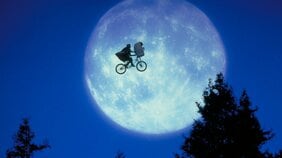 映画を齧りはじめたクソ生意気な樋口真嗣が、鼻白むはずだったのに心から感動させられ、あまつさえ映画泥棒にまで駆り立てたられた!? 有名すぎるSF冒険映画【『E.T.』】