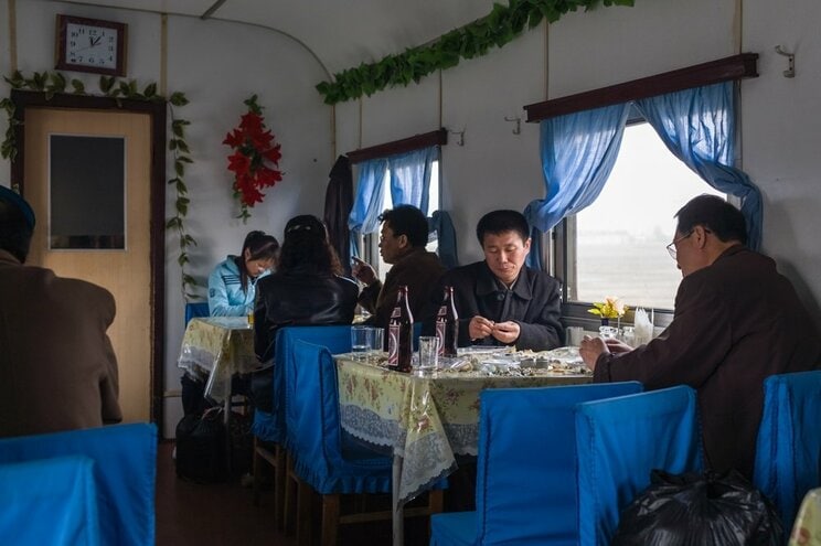 北朝鮮・平壌のレストランの様子