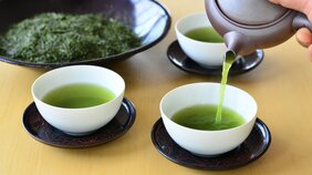 あらゆる病気の出発点とされる脂肪肝を防ぐ「緑茶」の健康効果…医師が激推しする効果抜群で意外な飲み方