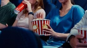 「図々しすぎ!」映画館で席交換を迫られた女性の投稿が大反響 “交換前提客”への違和感に共感殺到