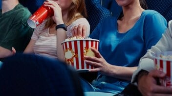 「図々しすぎ！」映画館で席交換を迫られた女性の投稿が大反響　“交換前提客”への違和感に共感殺到