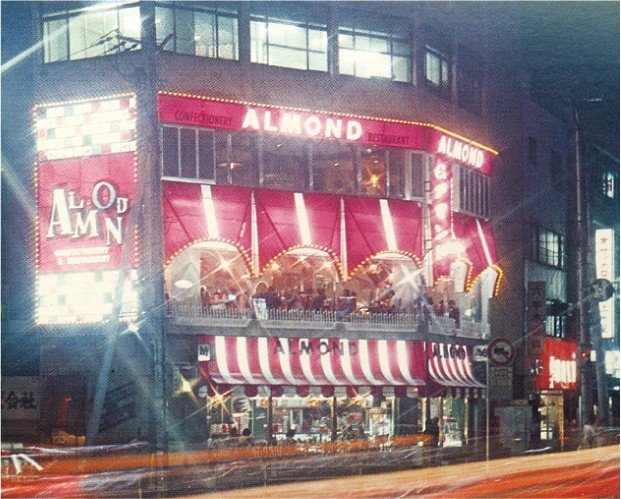 「待ち合わせはアマンドで」―時代を越えて愛されるピンクの喫茶店の魅力_6