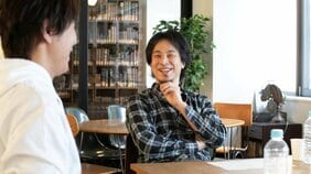 話の主導権は“下の立場から握る”!? ひろゆきが指南する「相手が思い通りに動いてくれる伝え方」の極意