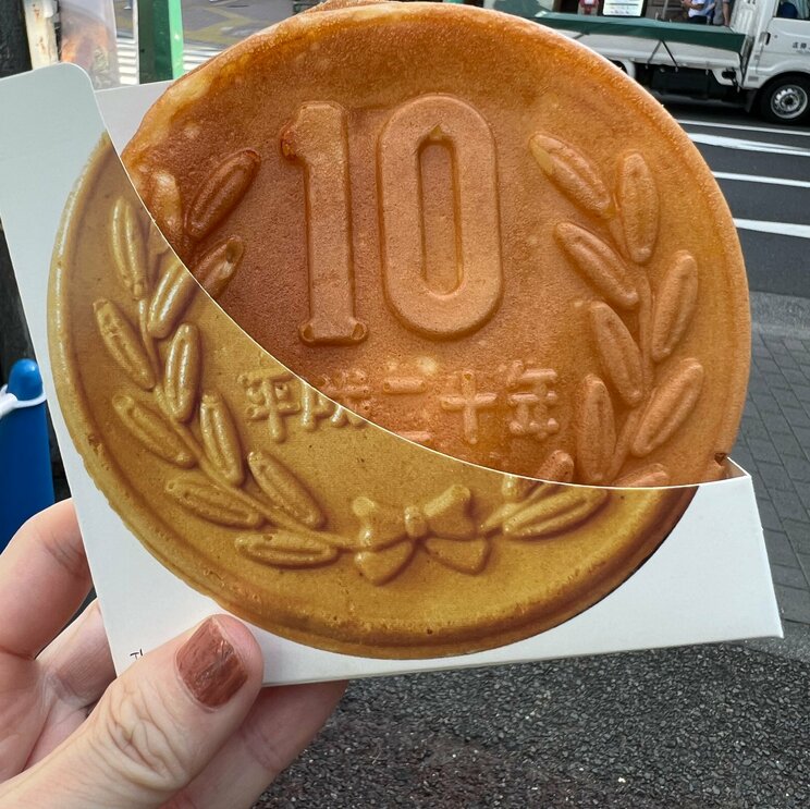 10円パンだけど10円で買えない…なぜか人気の10円そっくりのパンを実食。味とボリュームの満足度はいかに？_2