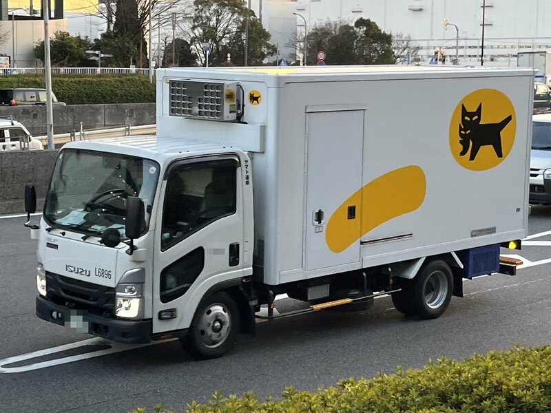 クロネコ クールハイブリッド5台 引越車5台 トラック10t車2台 12台