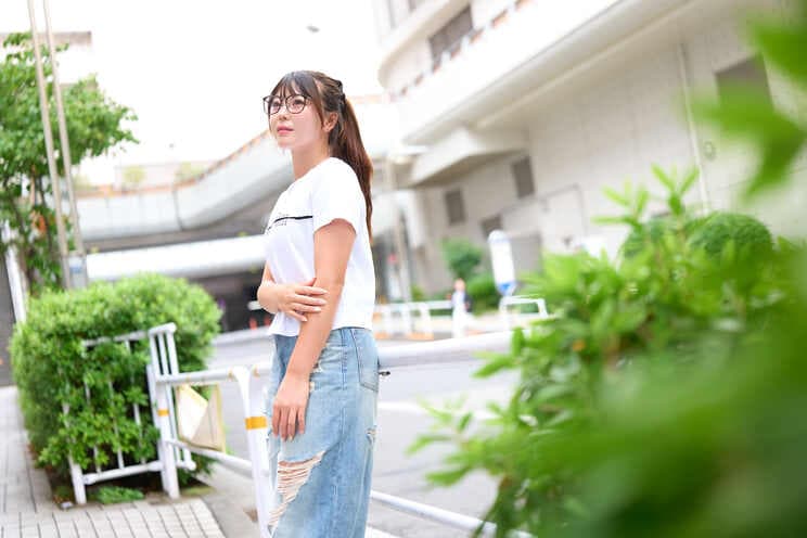 「メガネ姿は初公開です（笑）」