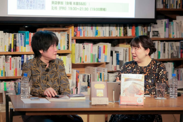 90分のイベントはあっという間に後半へ。東京基準で作られる料理本やレシピの世界が話題に。