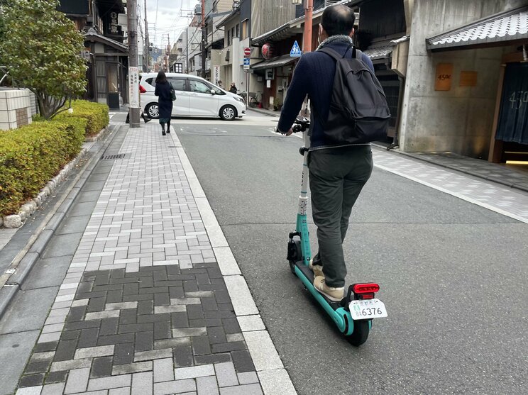 〈男一匹車中泊の旅〉立ち寄った真冬の京都では、カスタム軽バンからシェアリング電動キックボードLUUPに乗り換え、大正解_10