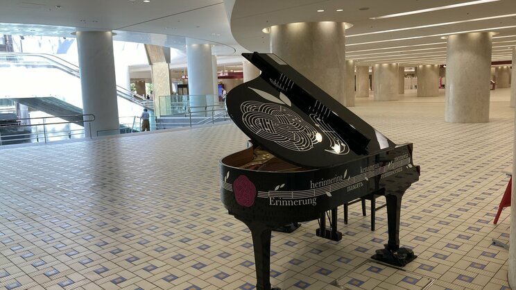 ストリートピアノ