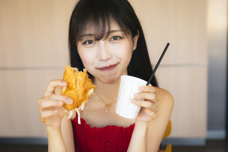食いしん坊女子りっかちゃん　（撮影／矢島泰輔）