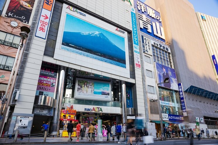 「笑っていいとも!」の収録が行われていた新宿アルタ前　写真／Shutterstock