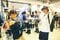 消臭スプレーをかけられる参加者　写真／石田壮一
