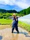 熊本県内で米作りにも挑戦。作った米は自身の旅館の食事にも使用（本人Instagramより）