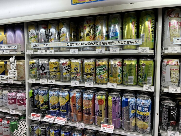 〈ストロング系チューハイ消滅危機!?〉「別になくても困らないよ」“のんべえ”の町で愛飲者たちから聞こえてきた意外すぎる反応_19