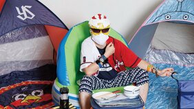 プロ野球12球団すべてのファンクラブに20年間入り続ける男をキャッチ!「毎年、最も頭を悩ますのは無料チケットの消費。遠征費だけで年間数十万円かかってます」