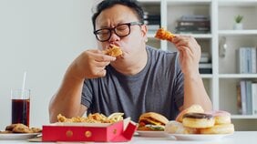 食欲が止まらないは“デブ舌”のせい! 胃の大きさは握りこぶし2つ分なのに、なぜ食べてしまうのか。問題は意志ではなく味覚にあった!?