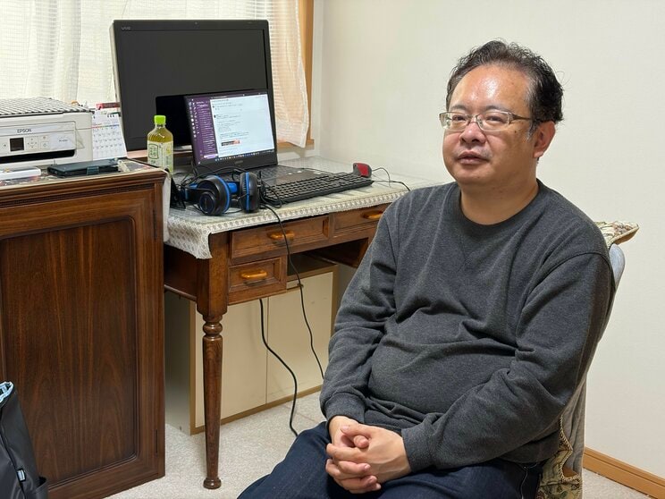 ひきこもり経験を語ってくれた岡田さん（撮影／集英社オンライン）