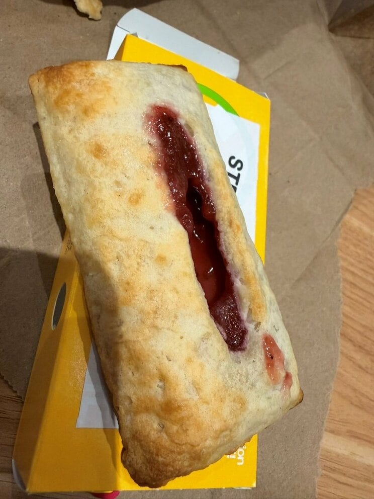 「これぞアメリカ！」を感じるストロベリークリームパイ