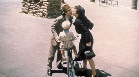 若きアラン・ドロンにイーストウッドの出世作、坂本龍一がアカデミー賞を受賞した傑作にナチスドイツ時代の悲劇まで。映画史に燦然と煌めくイタリア名画10選