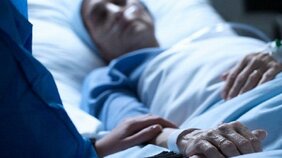 「“がん再発を防ぐ”という商品が、あの時は希望に見えた」患者の心をもてあそぶ“医療”をかたる詐欺商法との戦い。患者を罠にハメていく巧妙な手口とは 