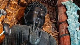 仏像界の大ボス・東大寺の大仏はなぜデカいのか? 再建につぐ再建、腰回りは鎌倉、顔とボディは江戸時代もの