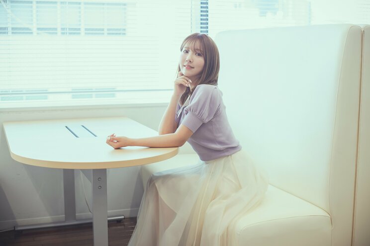 「顔のサイズ表は整形する時の参考にしてw」　安売りしないセクシー女優・三上悠亜_8