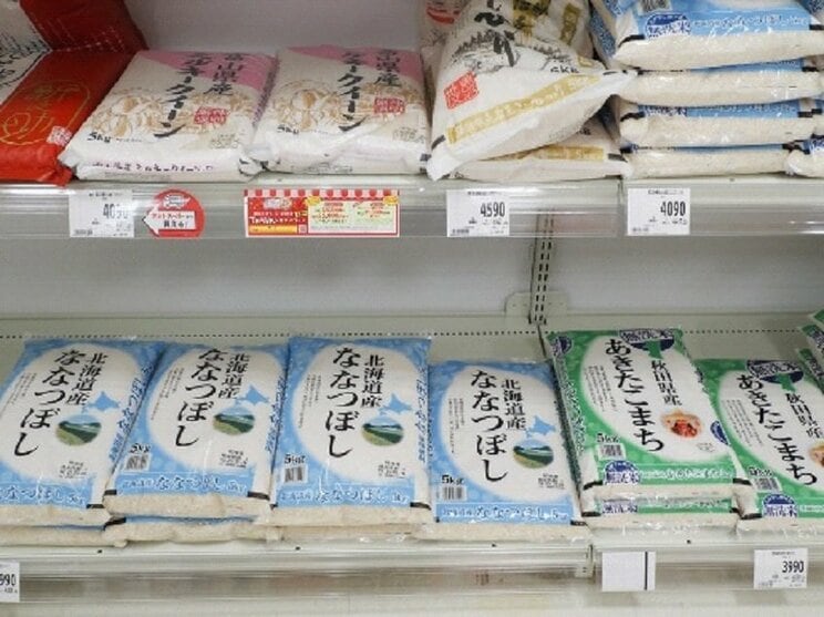 ようやくスーパーにもコメが出回り始めたが…