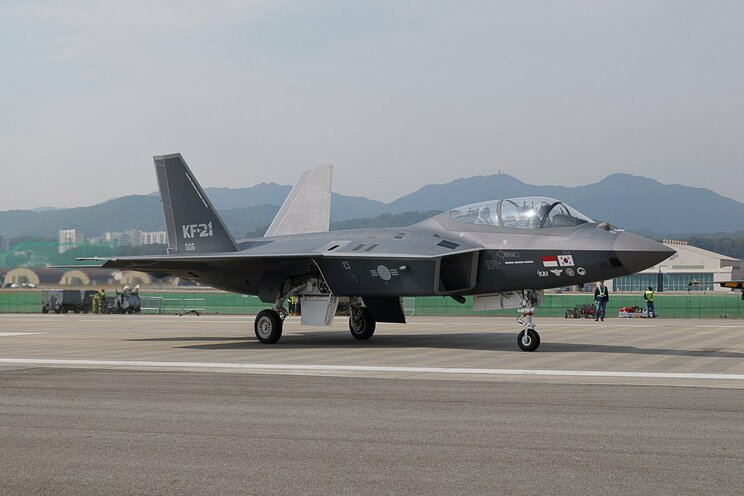 今回、初のお披露目となった韓国の国産戦闘機KF-21（撮影／布留川司）
