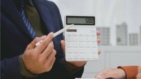 湾岸タワマンが「売れない」のに、なぜ価格は下がらない？  仲介業者が明かす“値下げに応じる売主”の見分け方