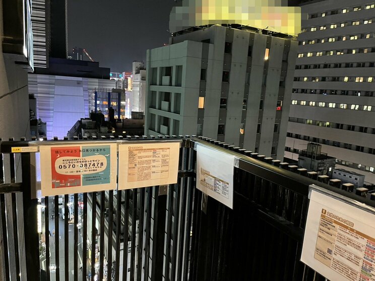 〈相次ぐホテルでのトー横キッズの転落死…〉ホテルに対策をたずねると「10月にネットを設置する予定」も“イタチごっこ”の現状…「サ終っ！」という少年の最期のメッセージの意味とは_9