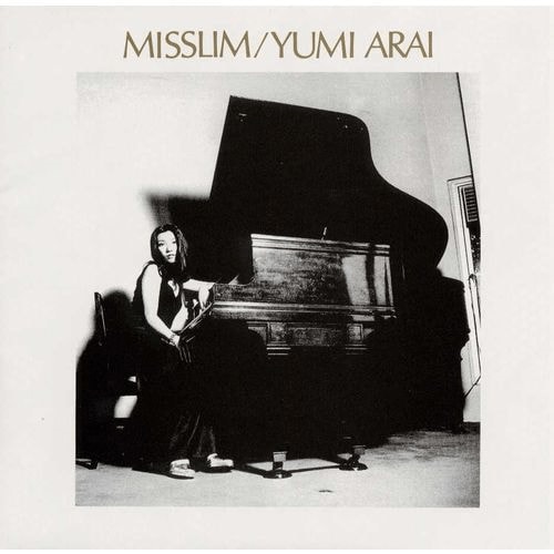 写真は『MISSLIM』（2000年4月26日発売、UNIVERSAL MUSIC JAPAN）のジャケット。このアルバムに収録されている『12月の雨』には、山下達郎がコーラスで参加している