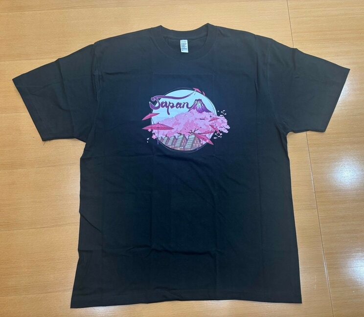 インバウンド特化型店舗のドンキで売られていた“Japan”Ｔシャツ