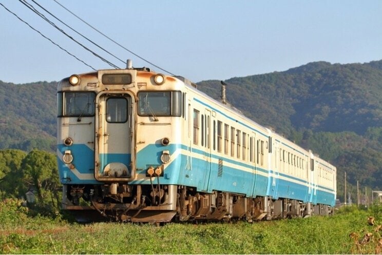 西日本を走るキハ40形(写真／PhotoAC）