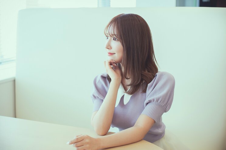 「顔のサイズ表は整形する時の参考にしてw」　安売りしないセクシー女優・三上悠亜_7