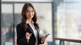 元ANAのCAの「絶対に後悔しない会話のルール」…あなたの先入観による失敗を消す言葉、威圧的な人の態度に油を注ぐ危険な言葉とは