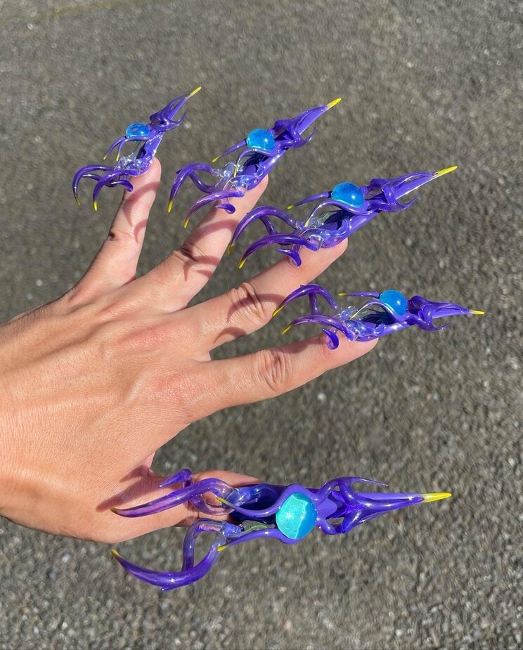 Tomoyaさんのネイル作品（本人Instagramより）