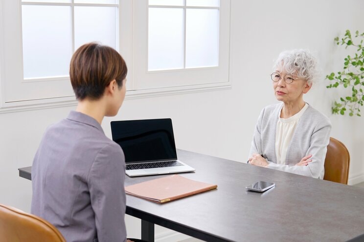 年金事務所で知った年金分割制度の仕組み（写真／shutterstock）