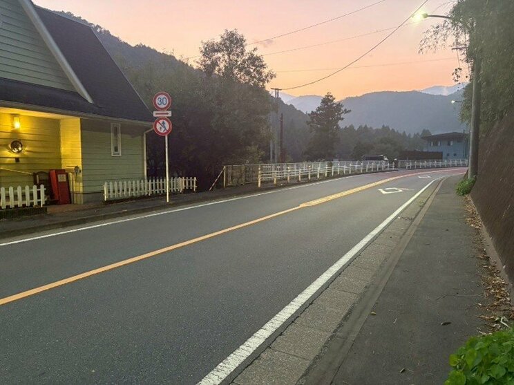 容疑者が確保された奥多摩の山中（撮影/集英社オンライン）