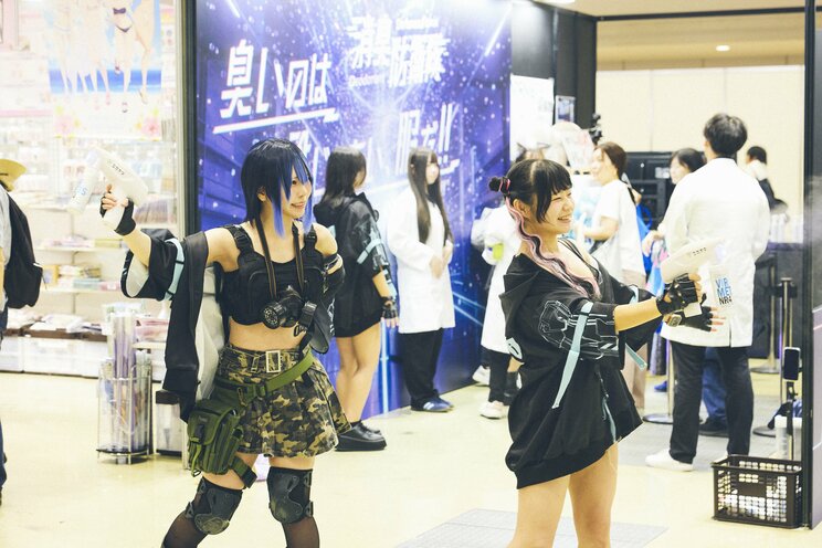 「ニオイに耐えられず引き返した」という参加者も…コミケの激臭問題をシューっと吹き消す消臭スプレーの輪_18