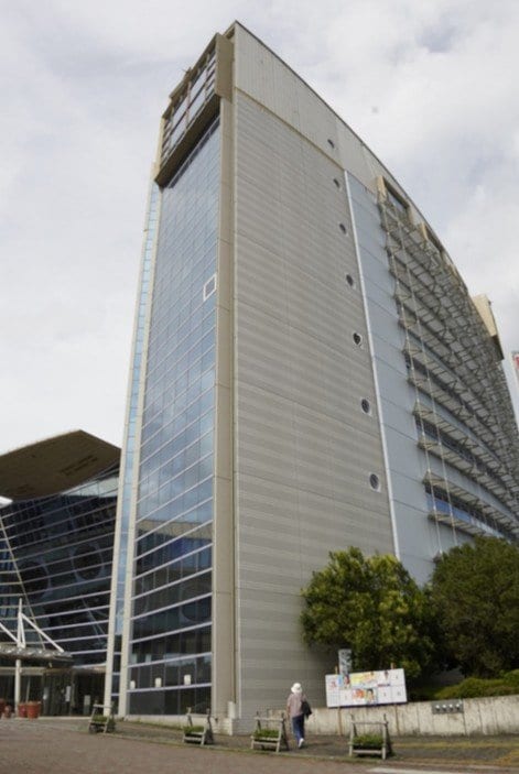 伊東市役所（撮影/集英社オンライン）