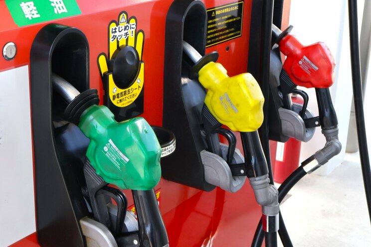 ガソリン暫定税率の廃止したその先にある財源確保の道は…(写真AC)