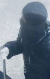 事件当時防犯カメラに記録されていた少年とみられる人物（地元住民提供）