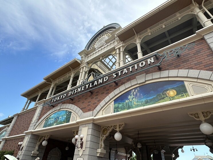 ディズニーリゾートラインの駅(写真/読者提供)