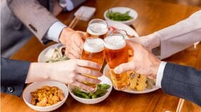 「おごらせてくれる女性＝やらせてくれる女性」？ バブル恋愛の危険な等号式…1980年代が量産した恋愛マニュアルの副作用