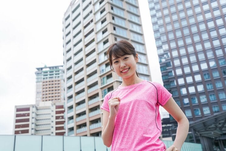 〈皇居ラン そろそろ禁止？〉「どけよ」「邪魔だよ」の声も…千代田区を直撃してわかった実際の苦情と“婚活スポット”への意外な見解_6