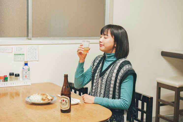 番組で生まれて初めてキュウリを食べた超偏食家・坂ノ上茜。『町中華で飲ろうぜ』は初体験だらけ_12