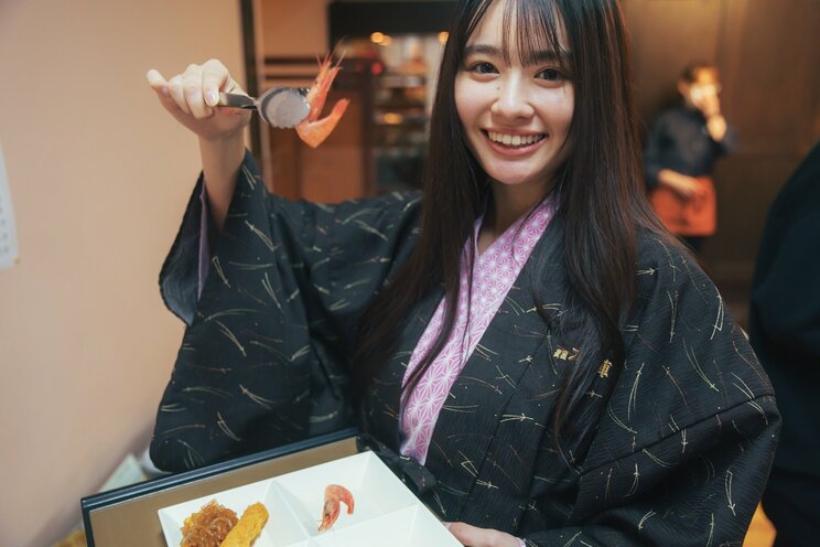 食べることが大好きだという豊島（撮影／上村透生）