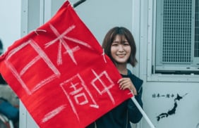 「相変わらずホテルに誘われる」大炎上の23歳“無一文”女性ヒッチハイカーのその後。世界一周船旅から帰国「危ない目にあっても自業自得。それでも旅で得られる出会いや経験は貴重なんです」